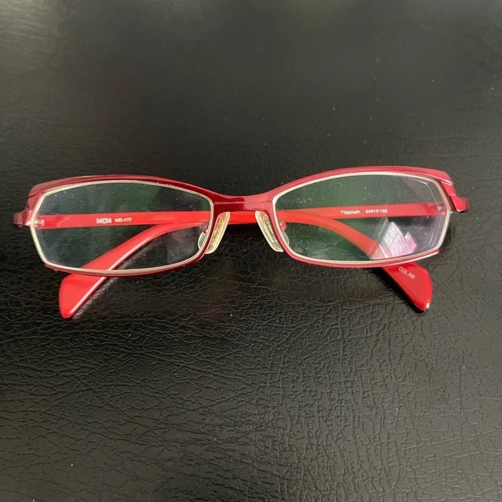 MCM glasses/case